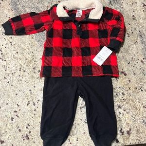 Carters 2 pc set winter clothes. 9 M